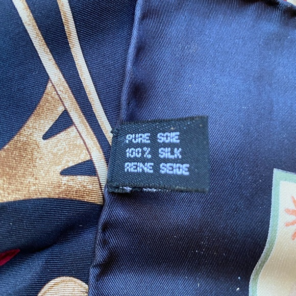 Christian Dior | Vintage 100% Silk Scarf - Picture 4 of 5